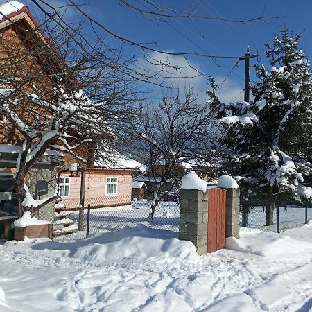 Hotel У Андрушка Vorokhta Esterno foto